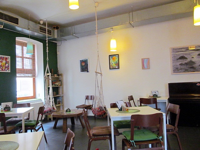 Koi kavrna Na strom, Brno / Cat caf